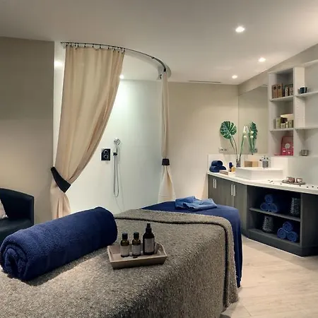 Pashmina Le Refuge Hotel